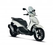 2012 Piaggio BV Sport Touring 350ie photo